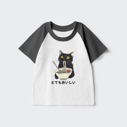 Tokyo-Tiger Cats Eat Ramen Noodles Kids Raglan T-shirt