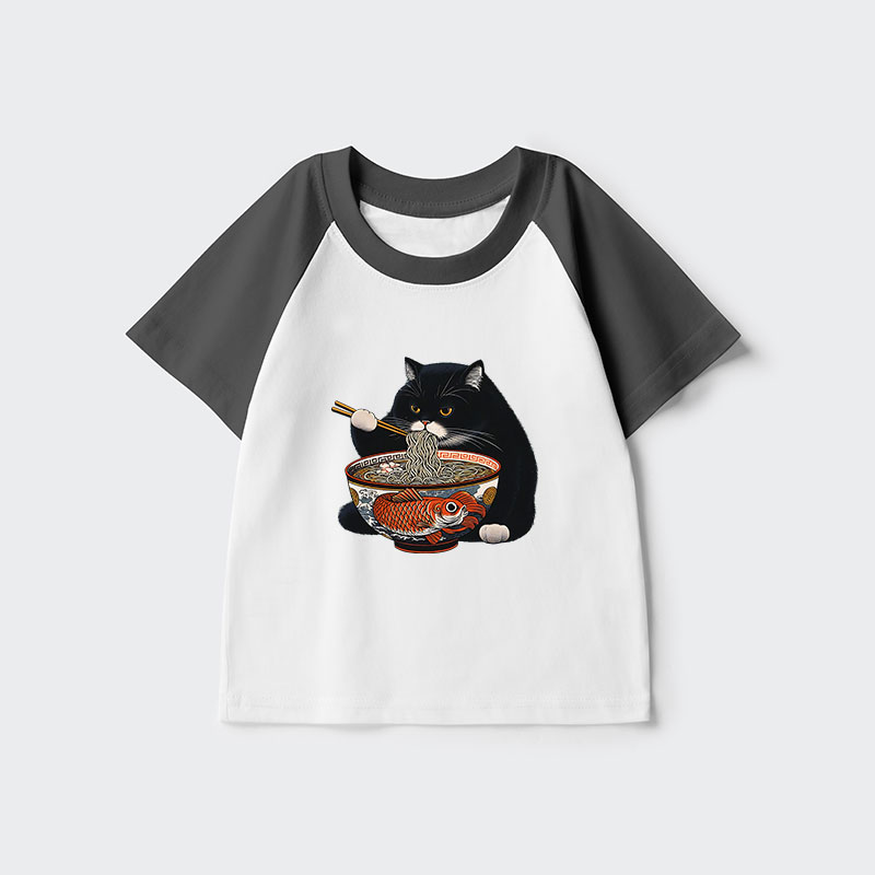 Tokyo-Tiger Fat Cat Eating Ramen Kids Raglan T-shirt