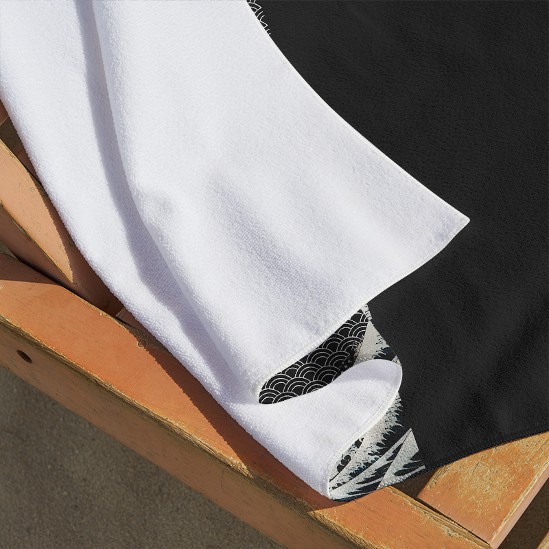 Tokyo-Tiger Half Of The Wave Beach Towel