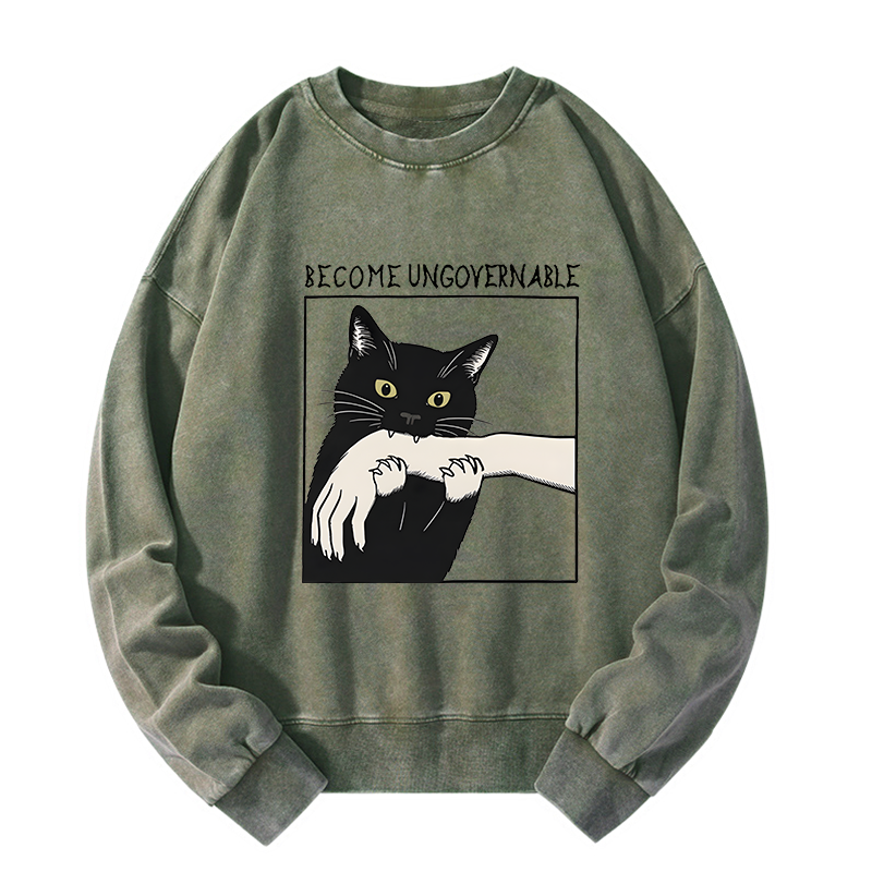 Tokyo-Tiger Black Cat Biting Washed Sweatshirt