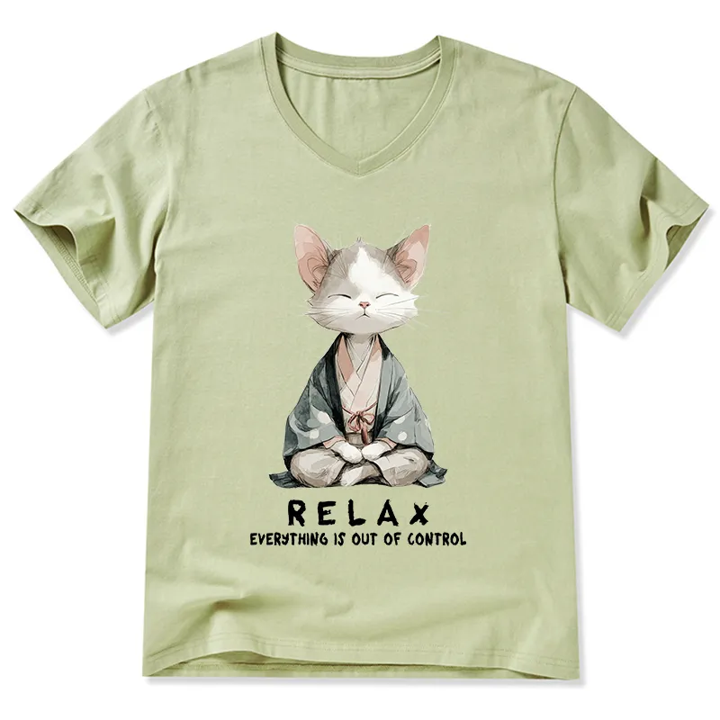Tokyo-Tiger Zen Cat Relaxation，Everything's Out Of Control V-Neck Classic T-Shirt