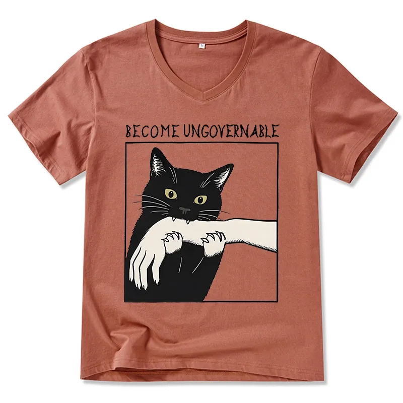 Tokyo-Tiger Black Cat Biting V-Neck Classic T-Shirt