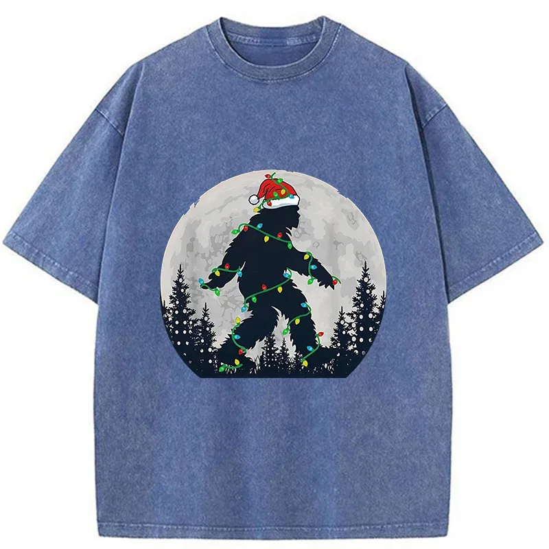 Tokyo-Tiger Bigfoot At Christmas Washed T-Shirt