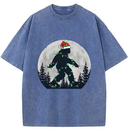 Tokyo-Tiger Bigfoot At Christmas Washed T-Shirt