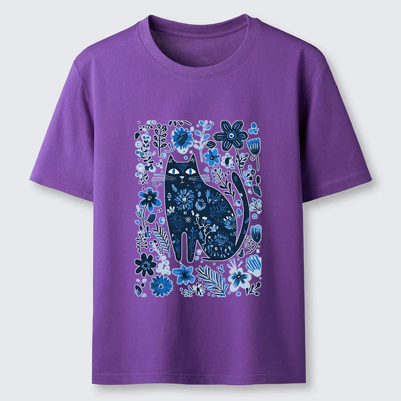 Tokyo-Tiger A Cat Among Flowers Classic T-Shirt