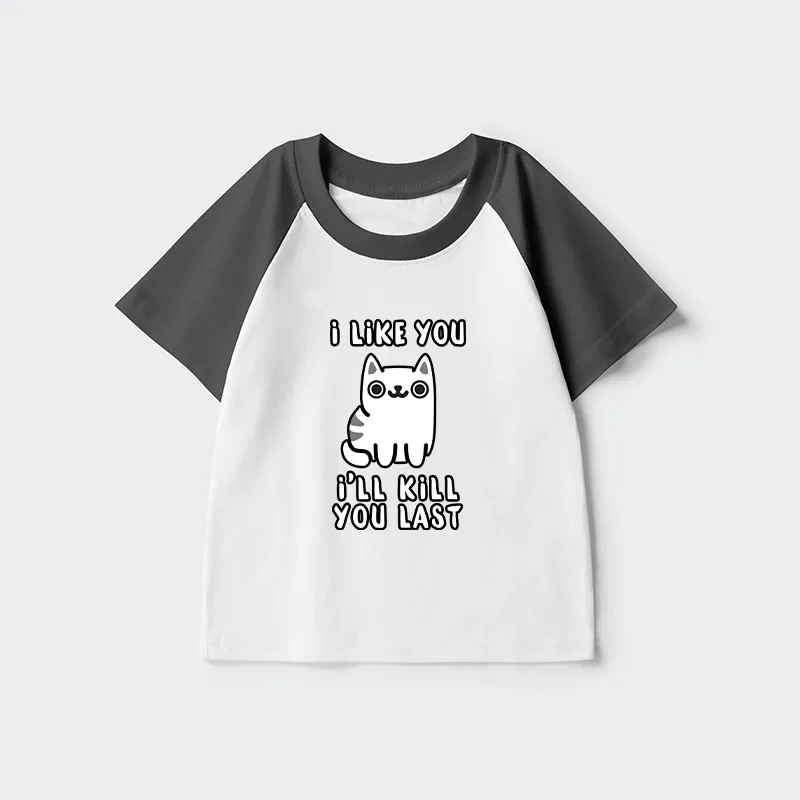 Tokyo-Tiger Cats And Humans Have A Love-hate Relationship Kids Raglan T-shirt