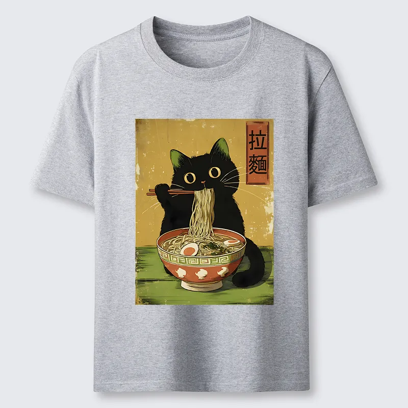 Tokyo-Tiger Vintage Japanese Cat Eating Ramen Classic T-Shirt