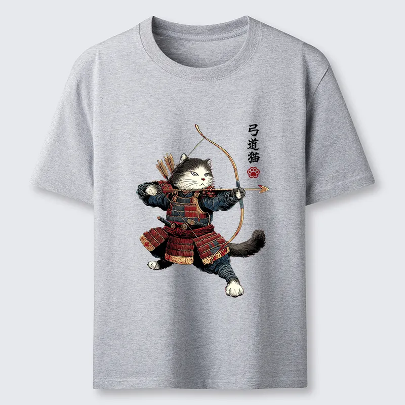 Tokyo-Tiger Kyudo Samurai Cat Classic T-Shirt
