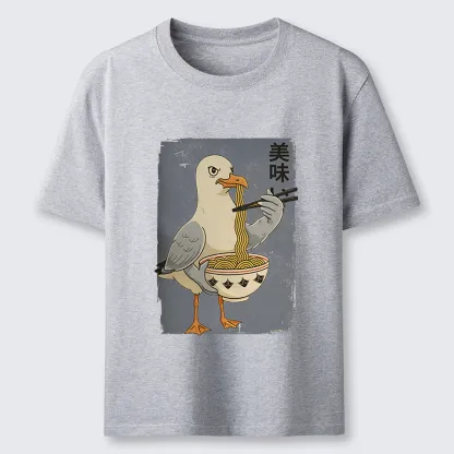 Tokyo-Tiger Pigeons Eating Ramen Classic T-Shirt