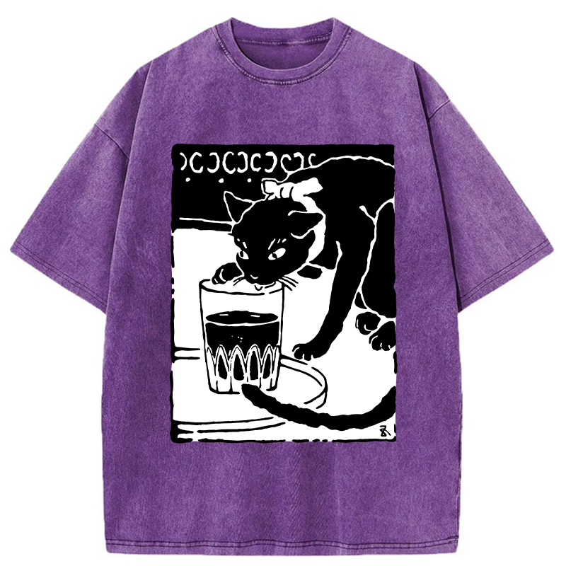 Tokyo-Tiger Black Cat Drinking Water Washed T-Shirt