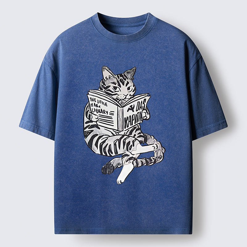 Tokyo-Tiger Cat Reading Books Washed T-Shirt