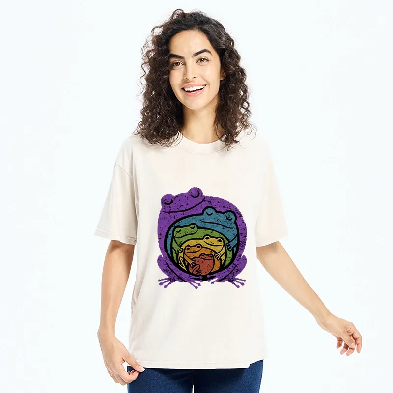 Tokyo-Tiger Rainbow Frogs Hugging Washed T-Shirt