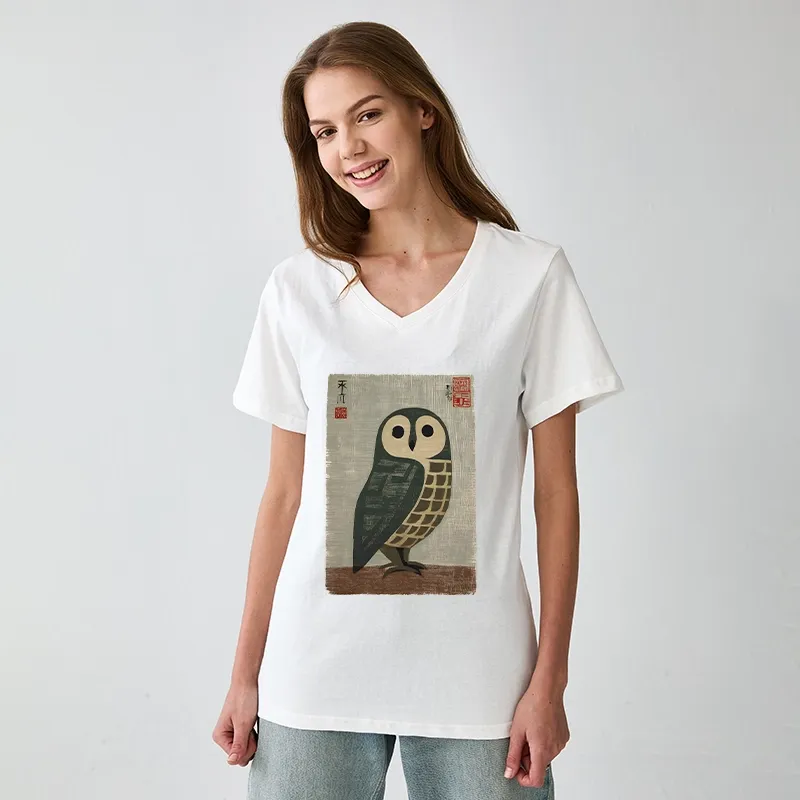 Tokyo-Tiger Traditional Owl In Japanese Art V-Neck Classic T-Shirt