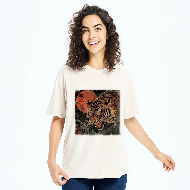 Tokyo-Tiger Fierce Tiger Red Moon Art Washed T-Shirt