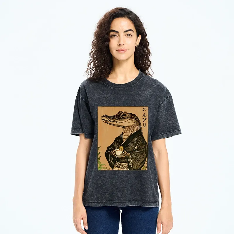 Tokyo-Tiger Alligator In Kimono Drinking Tea Washed T-Shirt