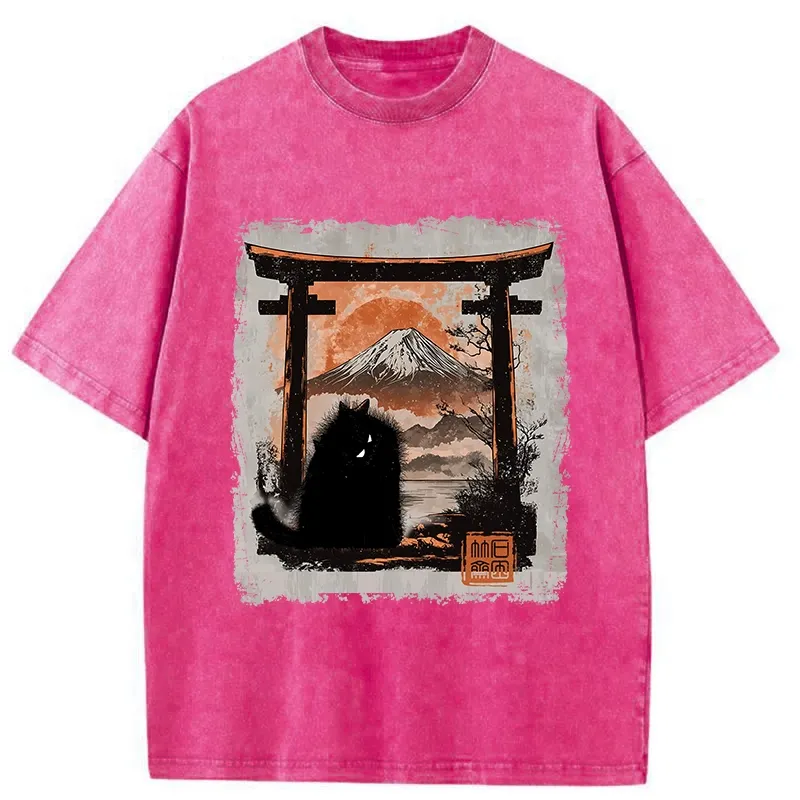 Tokyo-Tiger Mt. Fuji Guardian Cat Washed T-Shirt