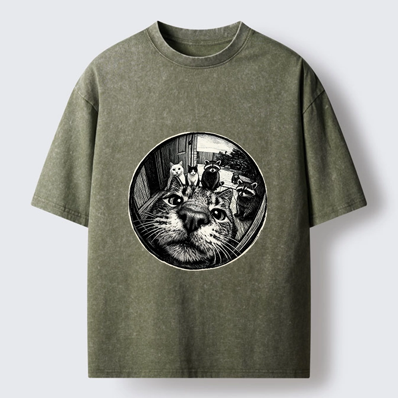Tokyo-Tiger Cat Takes A Group Photo Washed T-Shirt