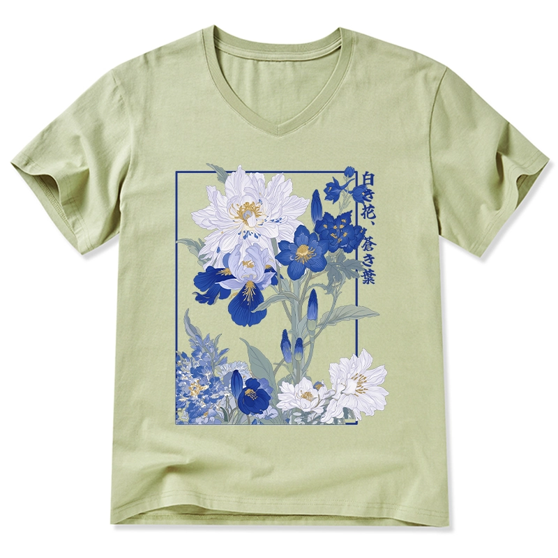 Tokyo-Tiger Blossoms Of The Firmament V-Neck Classic T-Shirt