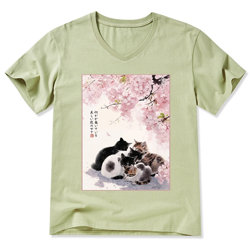 Tokyo-Tiger Cute Cats Sakura Garden V-Neck Classic T-Shirt
