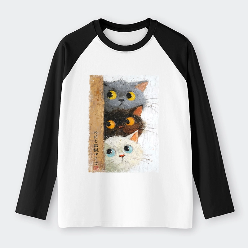 Tokyo-Tiger Three Cute Cats Watch You Raglan Long Sleeve T-shirt