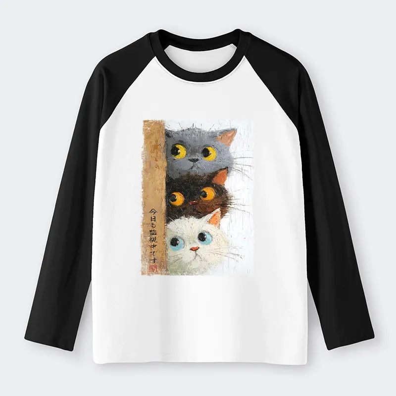 Tokyo-Tiger Three Cute Cats Watch You Raglan Long Sleeve T-shirt