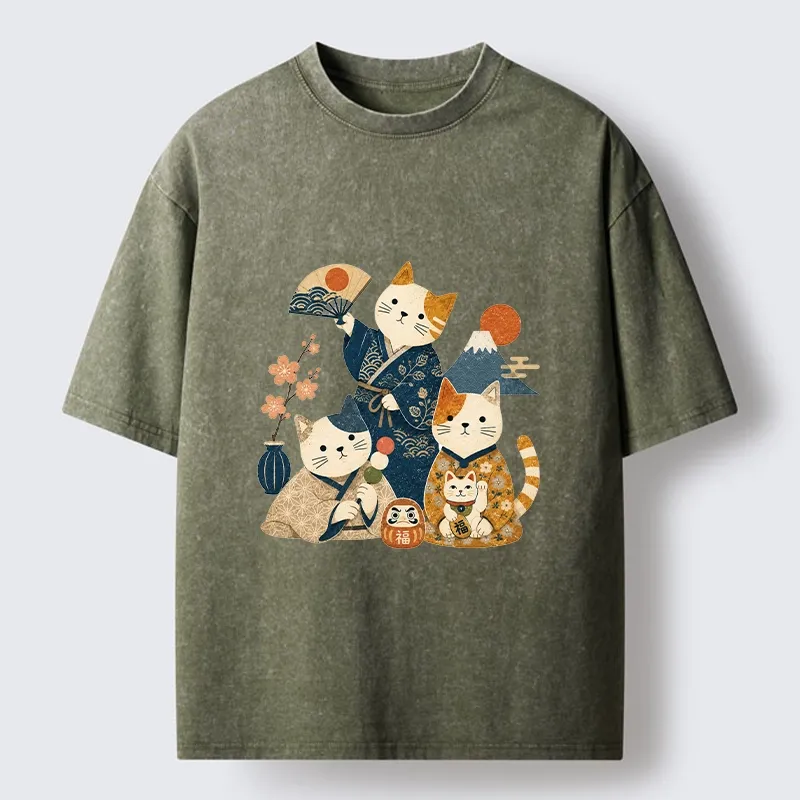 Tokyo-Tiger Lucky Cats Enjoying Traditional Japan Vibes Washed T-Shirt