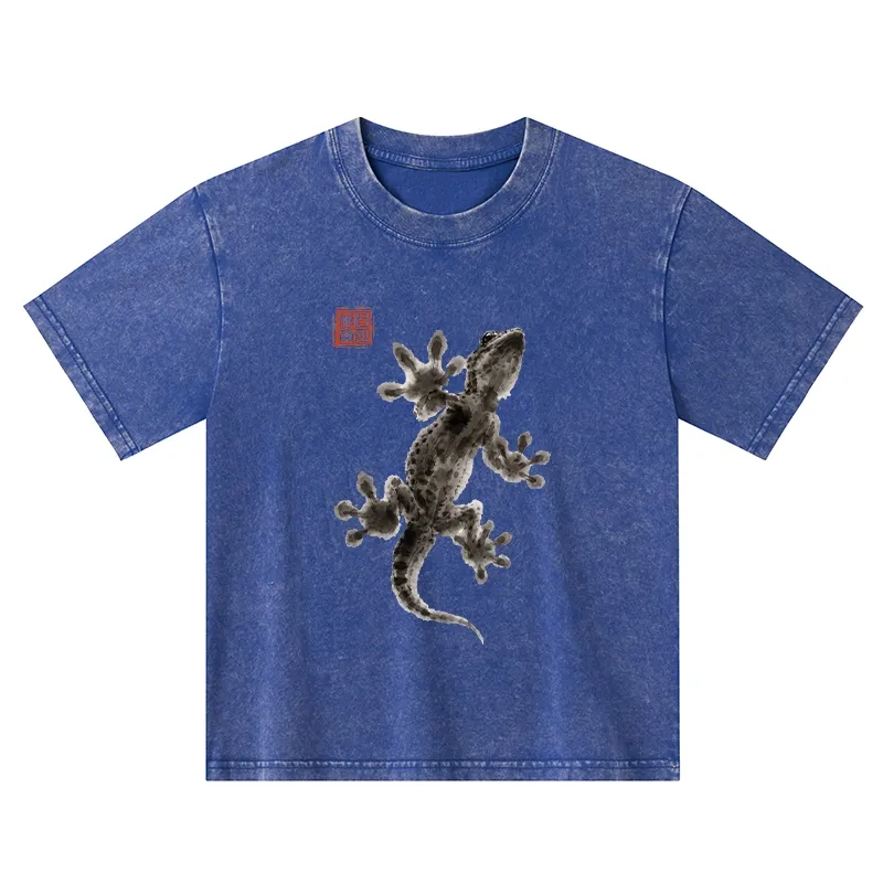 Tokyo-Tiger Minimal Asian Ink Brush Gecko Vibe Kids Washed T-Shirt