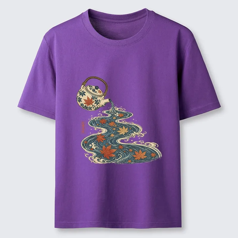 Tokyo-Tiger Maple Tea Pot Flowing River Ukiyo Art Classic T-Shirt