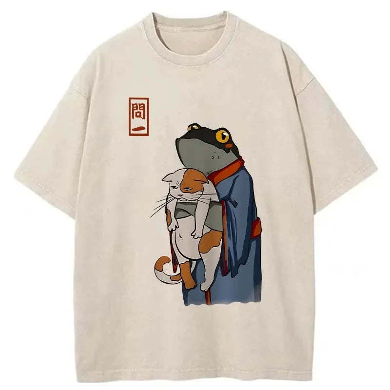 Tokyo-Tiger The Frog Holds The Cat Washed T-Shirt