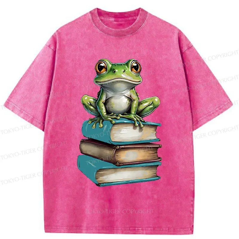 Tokyo-Tiger Frog On The Bookshelf Washed T-Shirt