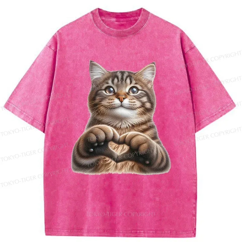 Tokyo-Tiger Cat Making Heart Gesture Washed T-Shirt