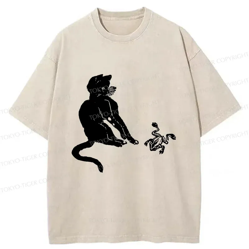 Tokyo-Tiger Cat Plays With Frog Washed T-Shirt
