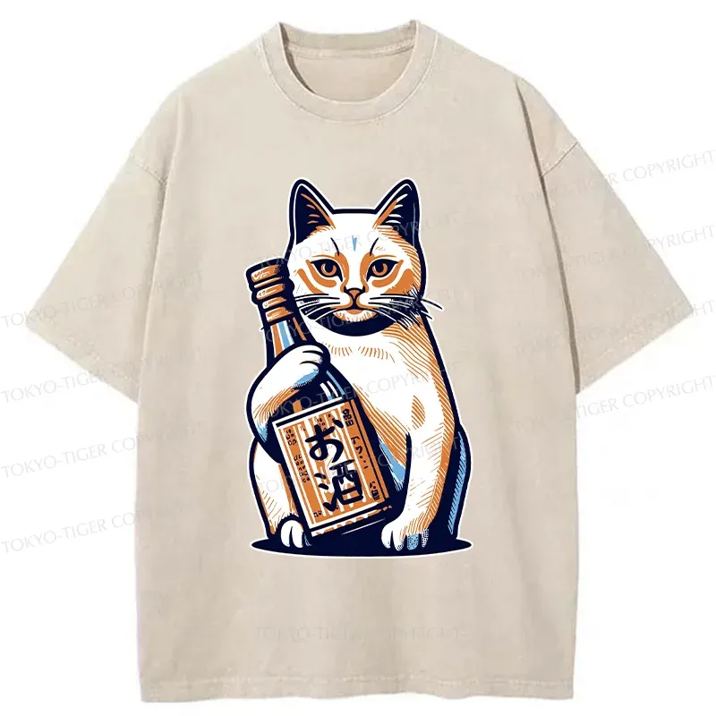 Tokyo-Tiger Cat Holding Wine Washed T-Shirt