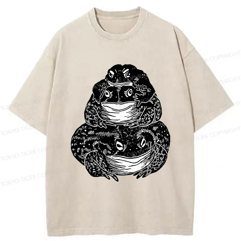 Tokyo-Tiger Stacked Together Frogs Washed T-Shirt