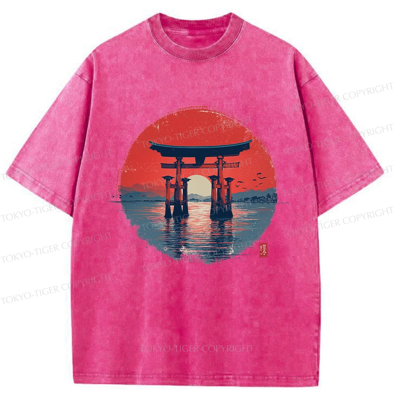 Tokyo-Tiger Retro Japanese Torii Gate Washed T-Shirt