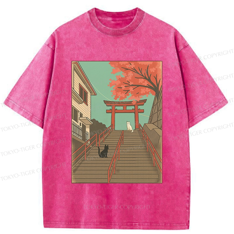 Tokyo-Tiger Encountering At The Torii Gate Washed T-Shirt