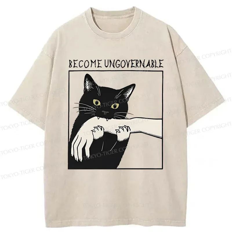 Tokyo-Tiger Black Cat Biting Washed T-Shirt