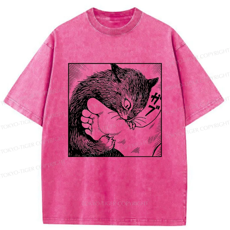 Tokyo-Tiger Cat Bites Feet Washed T-Shirt
