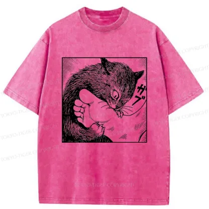 Tokyo-Tiger Cat Bites Feet Washed T-Shirt