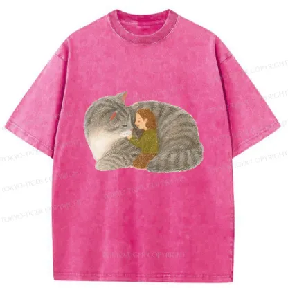 Tokyo-Tiger Girl Hugging Cat Washed T-Shirt