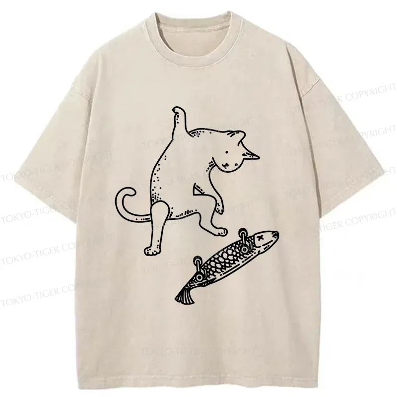 Tokyo-Tiger Cat Skateboarding Washed T-Shirt