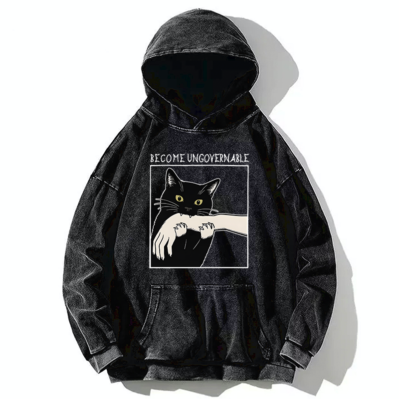 Tokyo-Tiger Black Cat Biting Washed Hoodie
