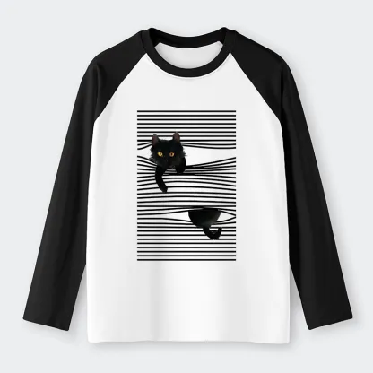 Tokyo-Tiger Cat Scratching Curtain Raglan Long Sleeve T-shirt