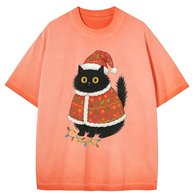 Tokyo-Tiger Cat Wearing Santa Hat Gradient Washed T-Shirt