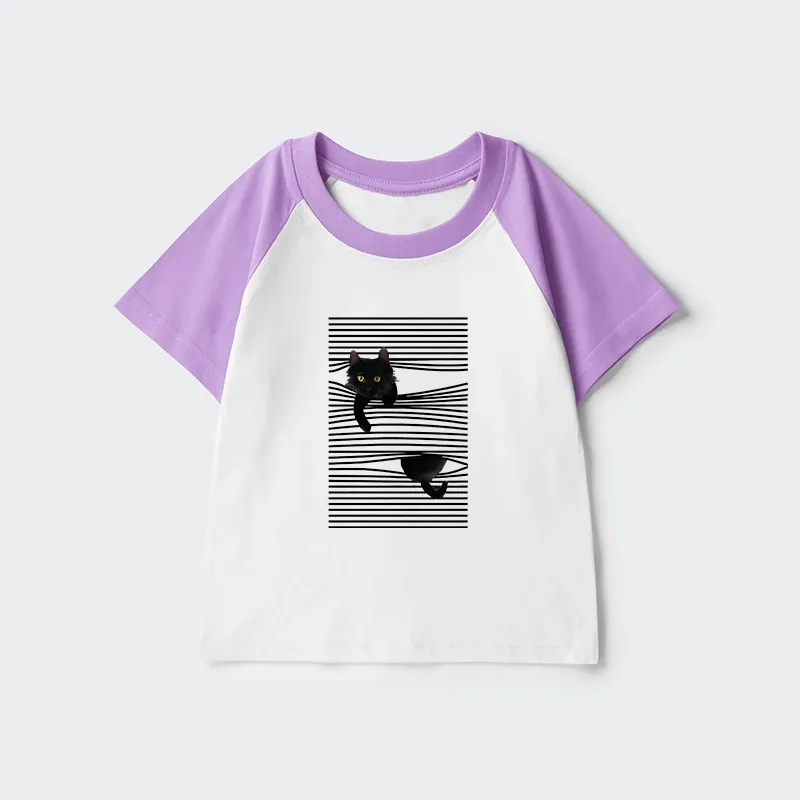 Tokyo-Tiger Cat Scratching Curtain Kids Raglan T-shirt