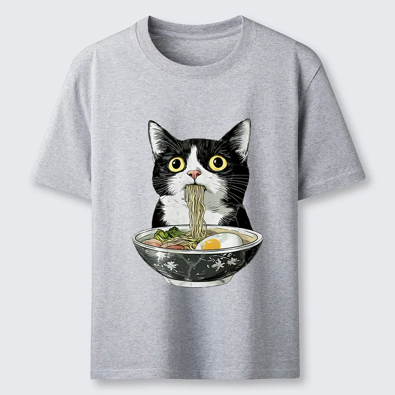 Tokyo-Tiger Cute Cat Eating Japan Ramen Classic T-Shirt