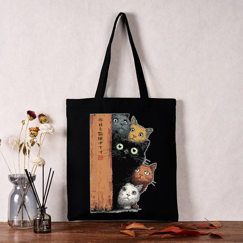 Tokyo-Tiger Five Cats Are Watching You Tote Bag