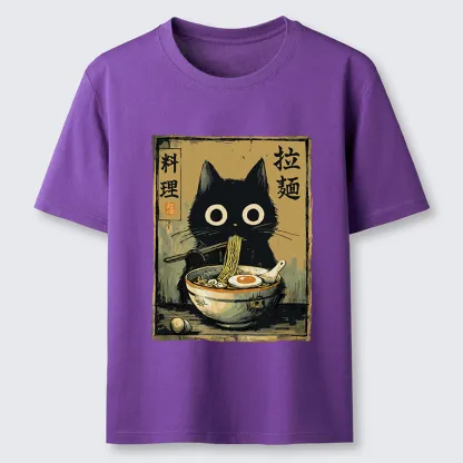Tokyo-Tiger Cute Black Cat Eating Ramen Japan Classic T-Shirt