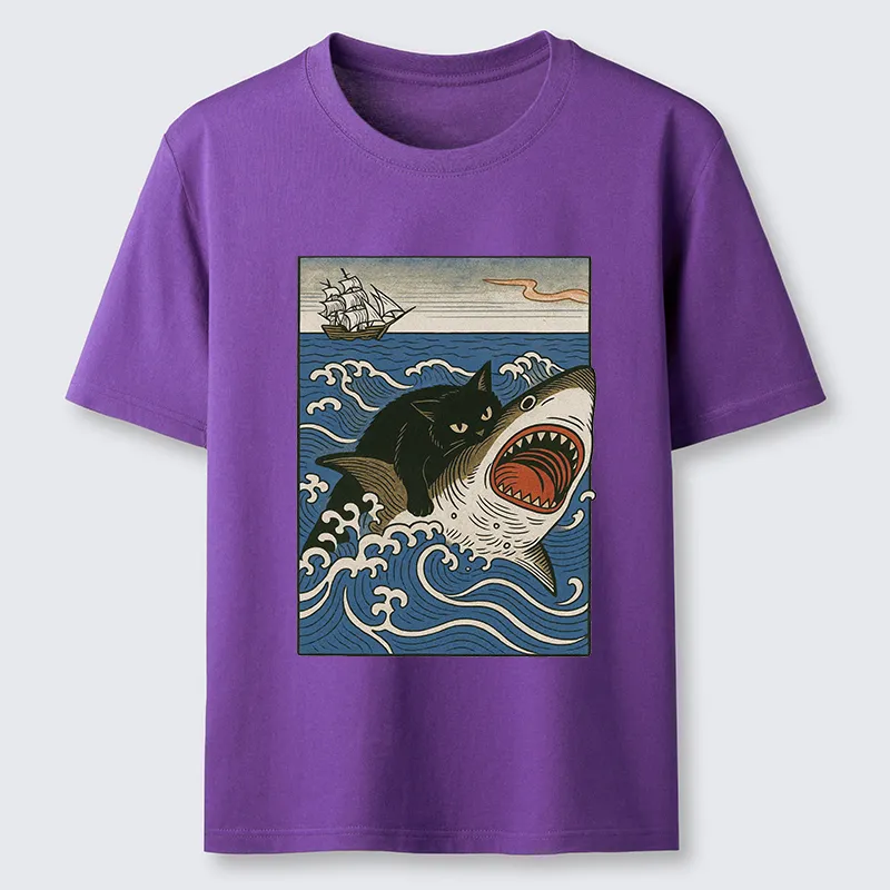 Tokyo-Tiger Cat Hunting Shark Classic T-Shirt