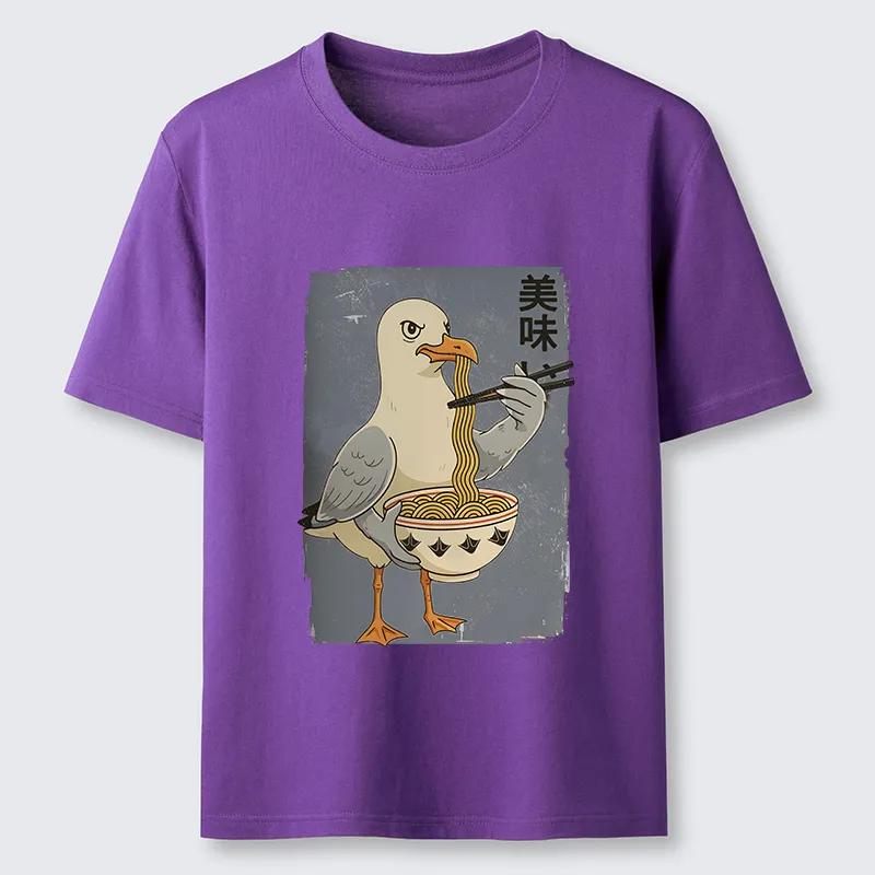 Tokyo-Tiger Pigeons Eating Ramen Classic T-Shirt